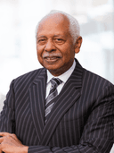 Profile photo of Dr. Frank Bowden