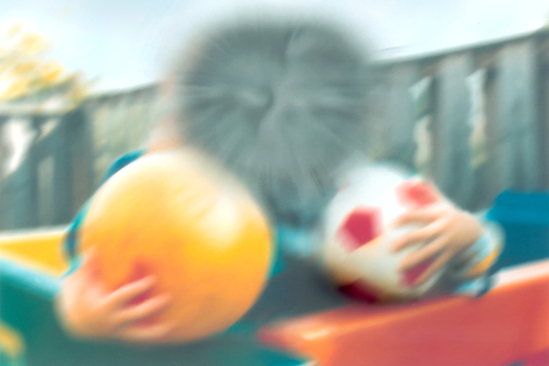 Simulated central blind spot as seen in macular degeneration